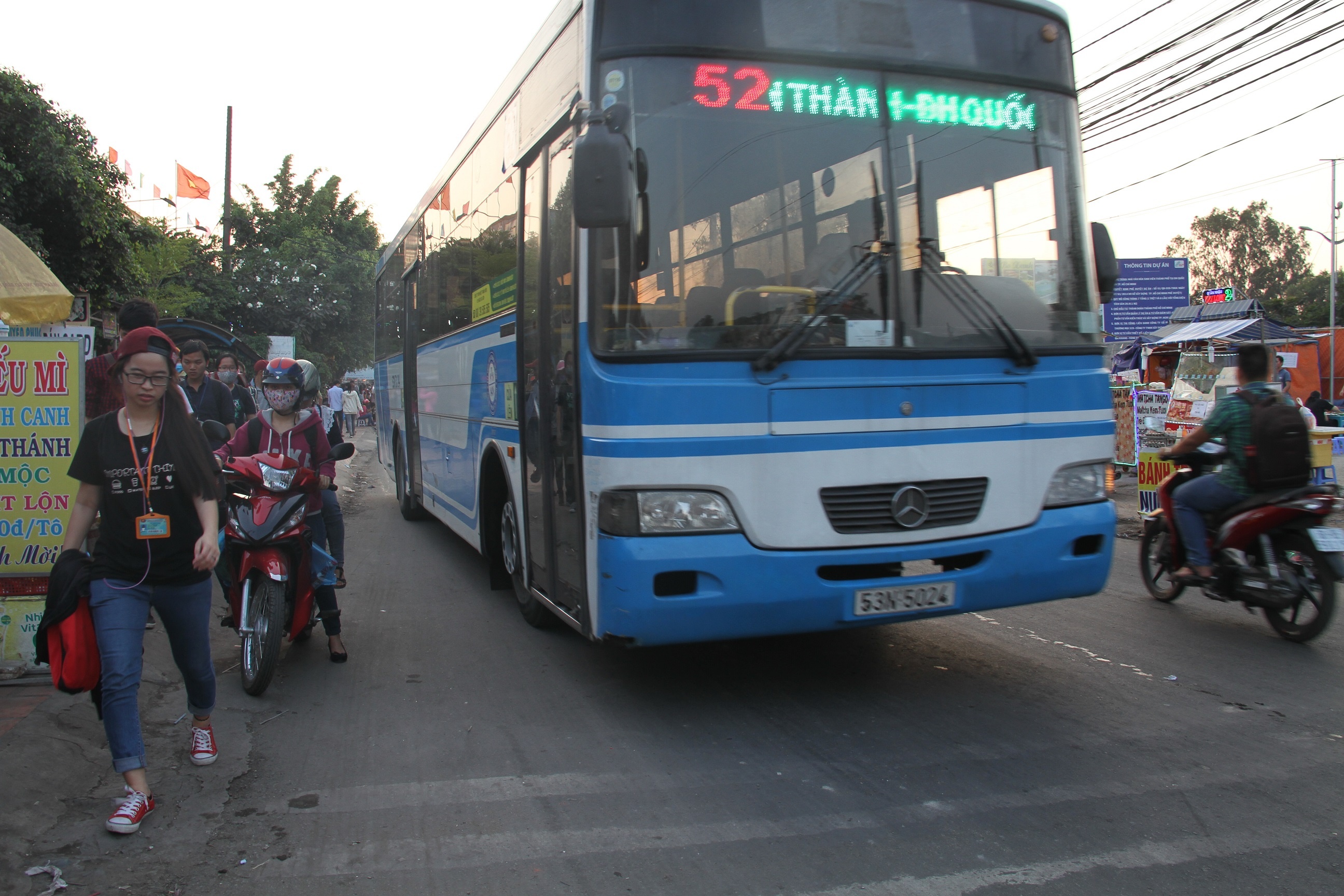 Danh gia can bo anh 1