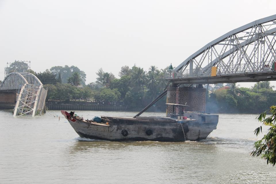 cau ghenh o dong nai bi sap anh 1