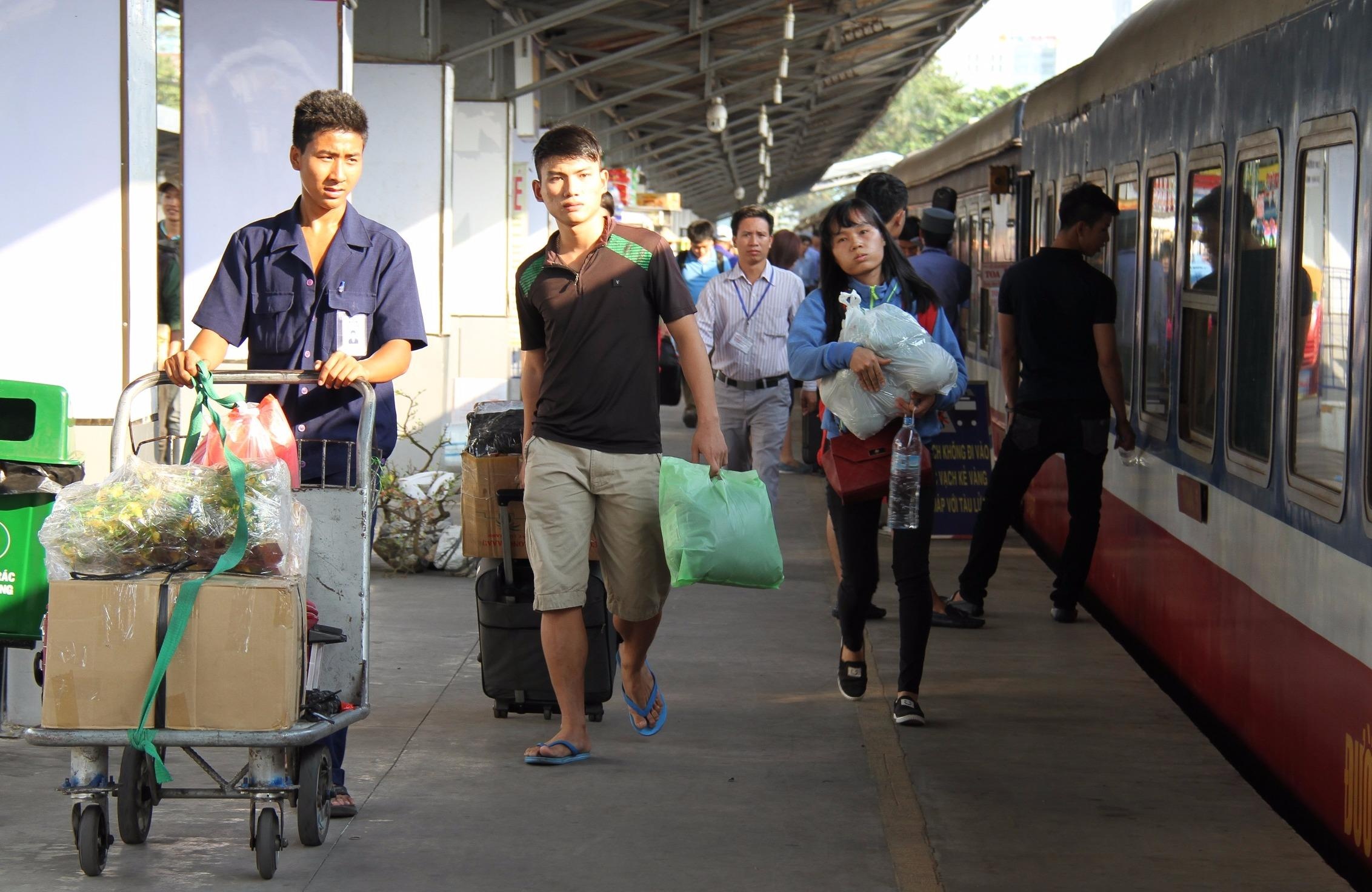 Sap cau Ghenh: Lai ban chuyen doi ga Sai Gon hinh anh