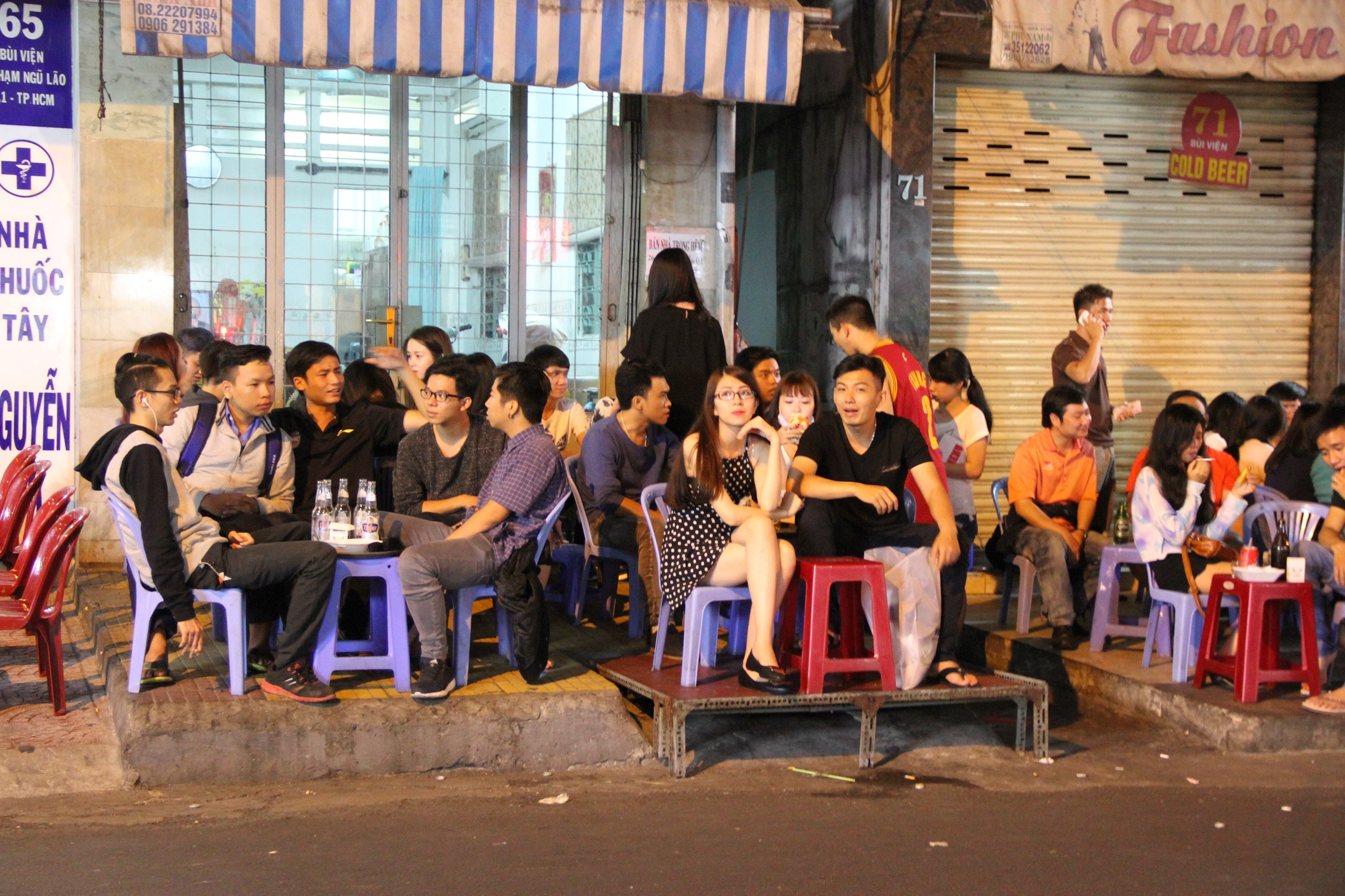 xay dung pho di bo Bui Vien anh 1