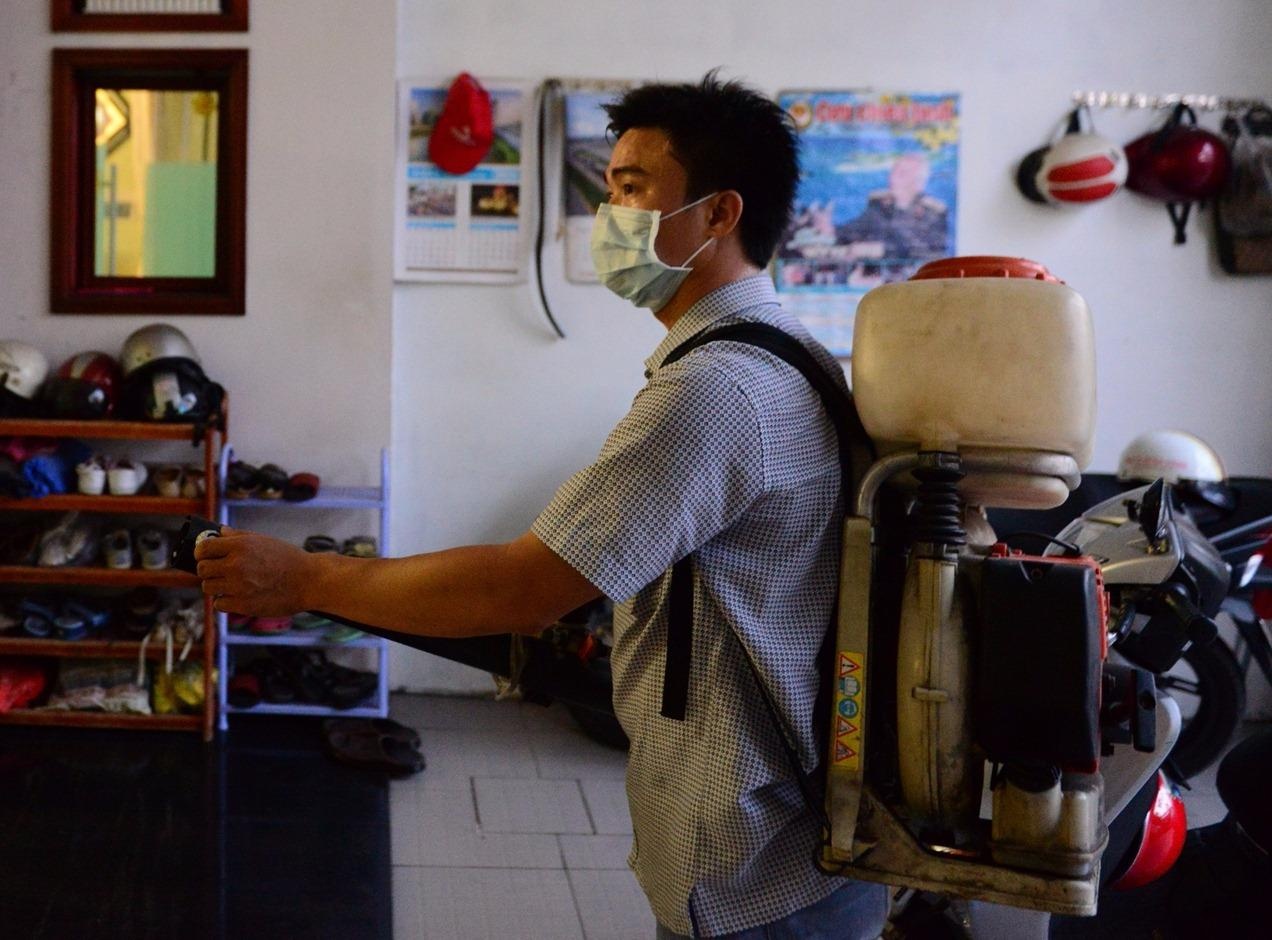 Diet muoi noi o va lam viec cua thai phu nhiem Zika hinh anh