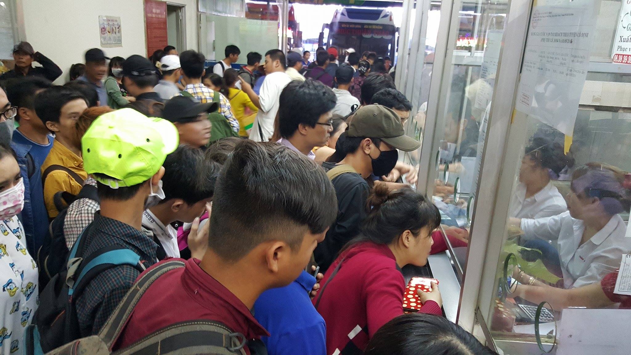 Tăng xe, phà phục vụ người dân ảnh 1 Tang xe, pha phuc vu nguoi dan anh 1