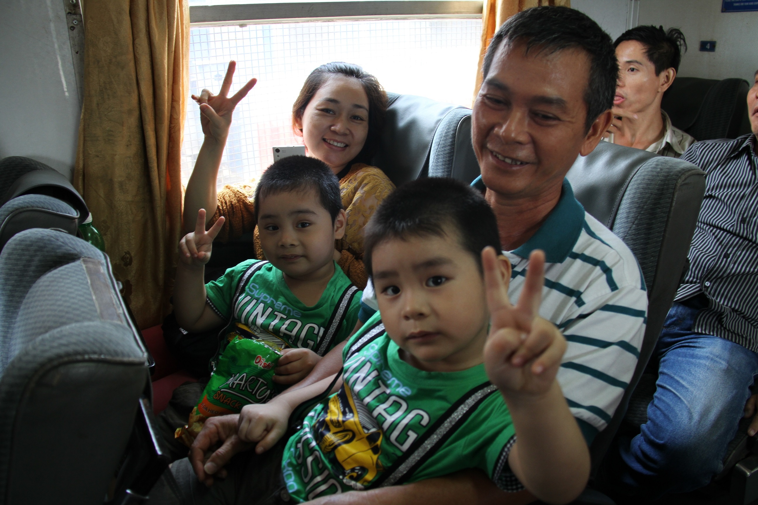 Tau ngoai o Sai Gon - Di An anh 4