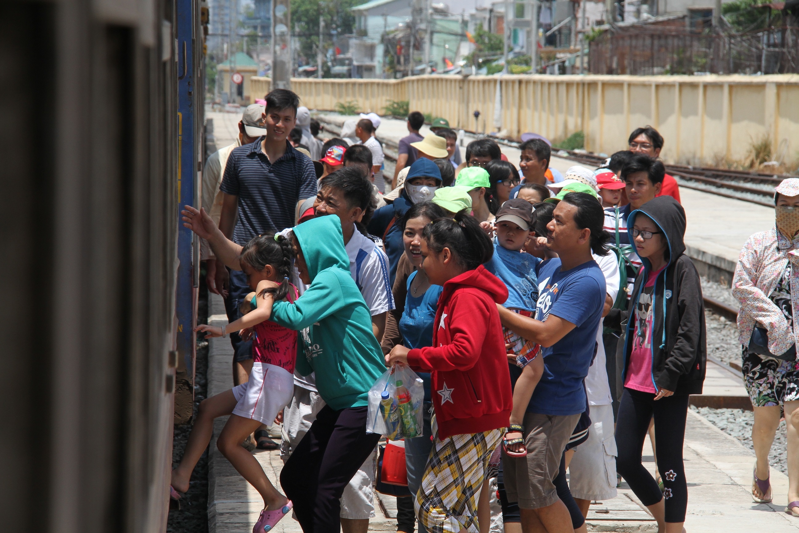 Tau ngoai o Sai Gon - Di An anh 1