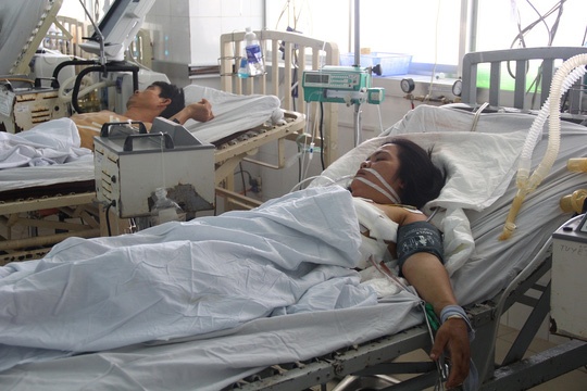 Cuu nguoi 10 lan ngung tim va nguoi tu dam 3 nhat vao nguc hinh anh