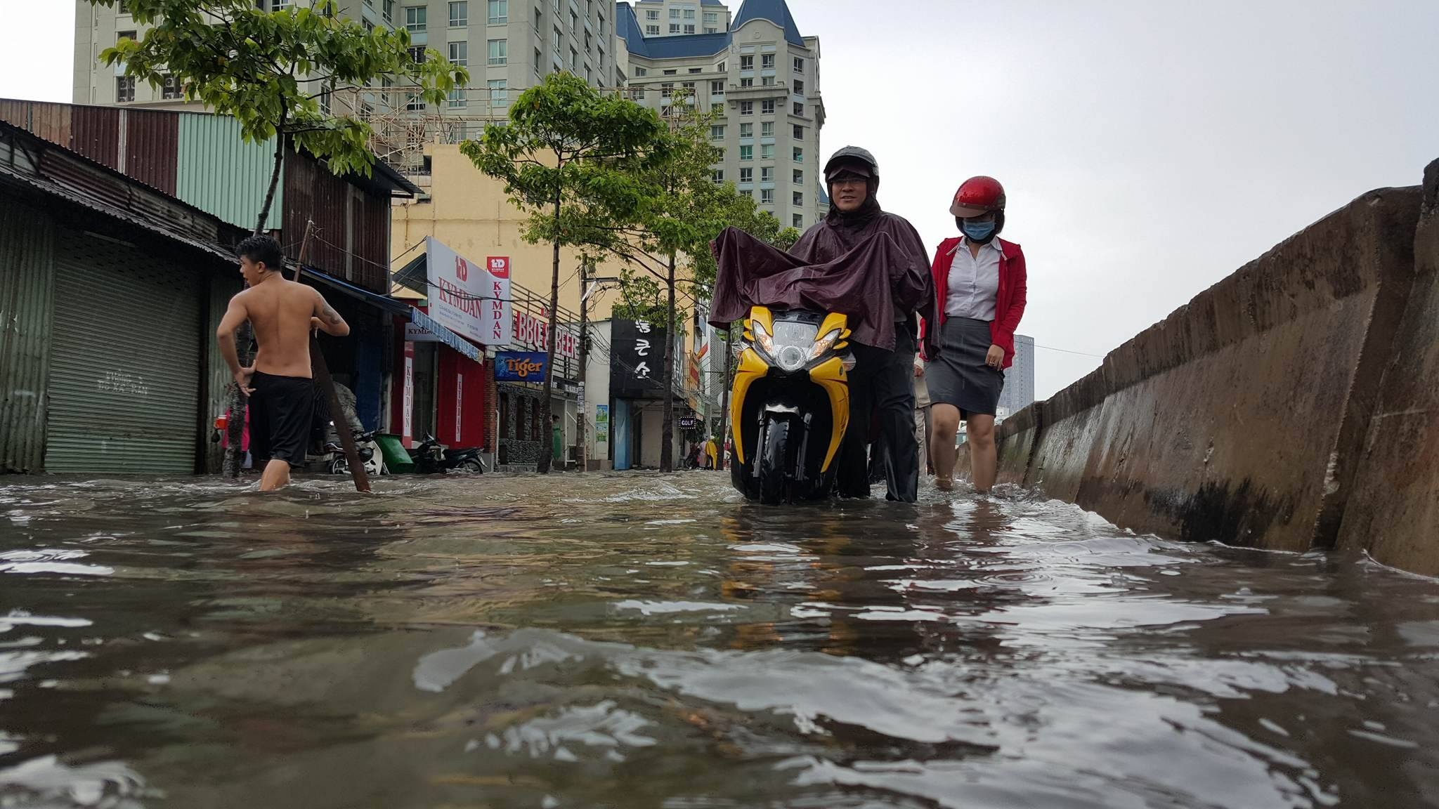 sai gon ngap nang anh 2