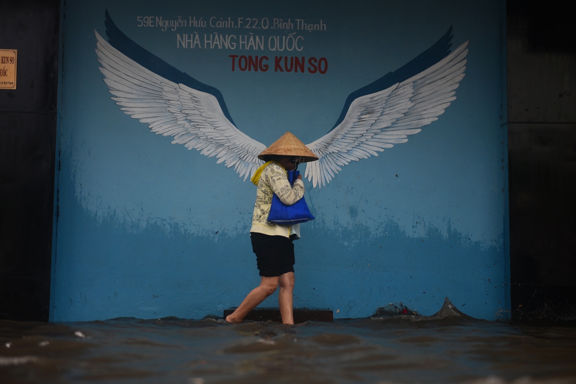 sai gon ngap nang anh 8