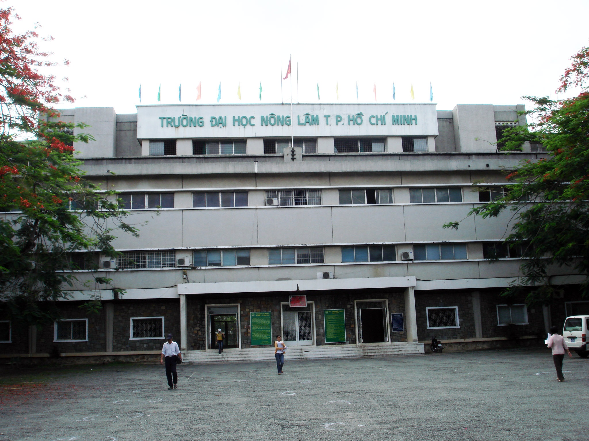 Buộc thôi học 1000 sinh viên  ảnh 1 Buoc thoi hoc 1000 sinh vien anh 1
