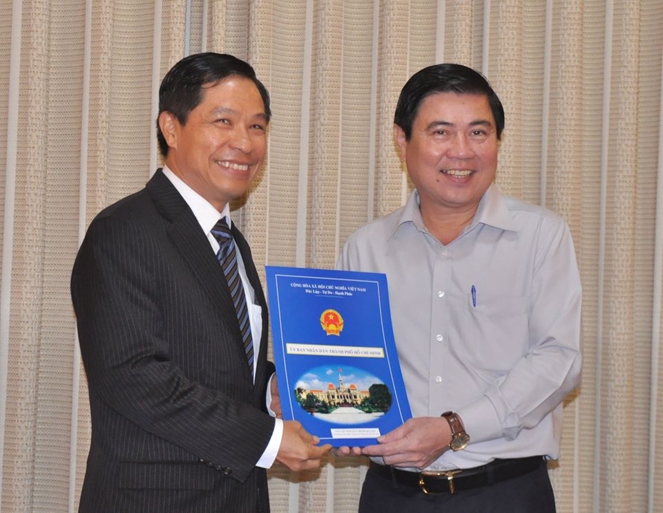 TP HCM bo nhiem nguoi ngoai Dang lam can bo quan ly hinh anh