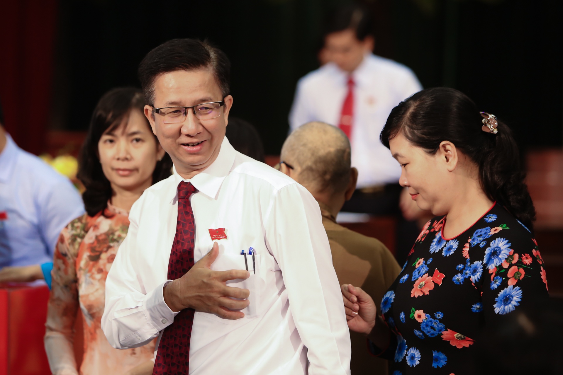 Bau nhan su HDND TP HCM khoa IX anh 2