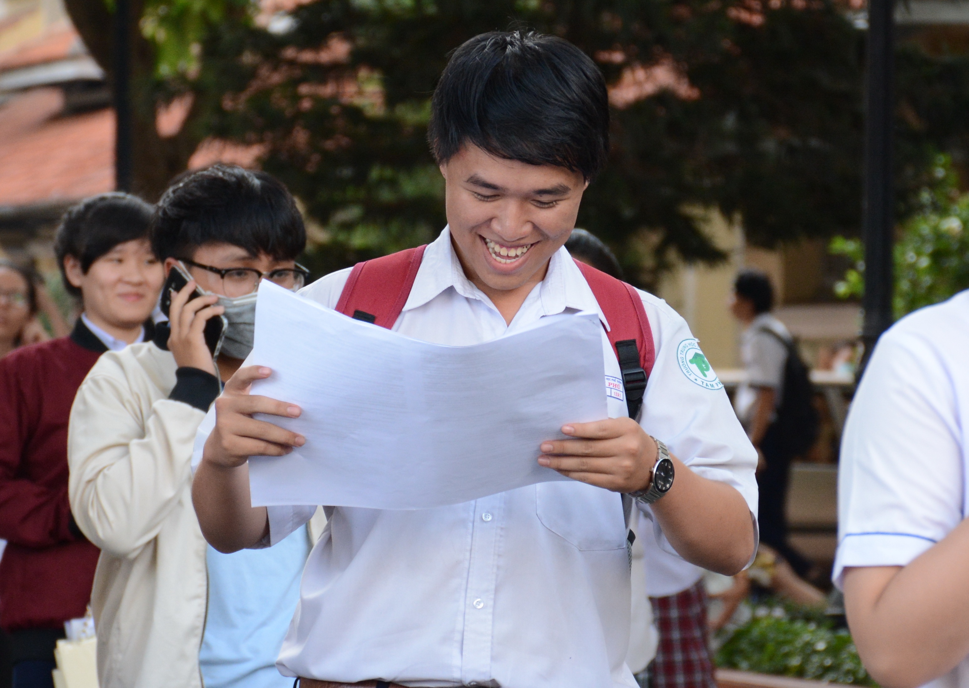 Cham thi dai hoc anh 1