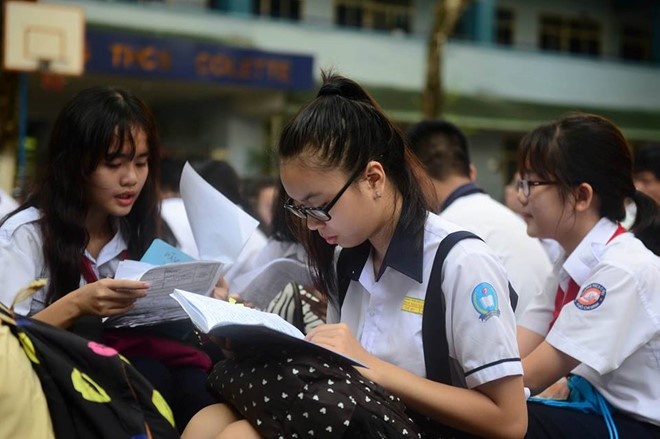 Ngay 8/7, TP HCM cong bo diem chuan lop 10 hinh anh
