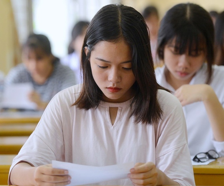 DH Kinh te TP HCM viet phan mem xet tuyen rieng hinh anh