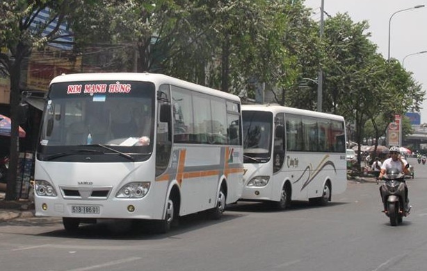 Kho xu ly xe du, ben coc o Sai Gon hinh anh