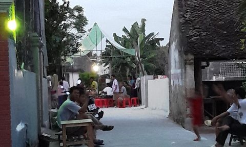 Can bo dia chinh xa bat ngo tu vong tai nha rieng hinh anh