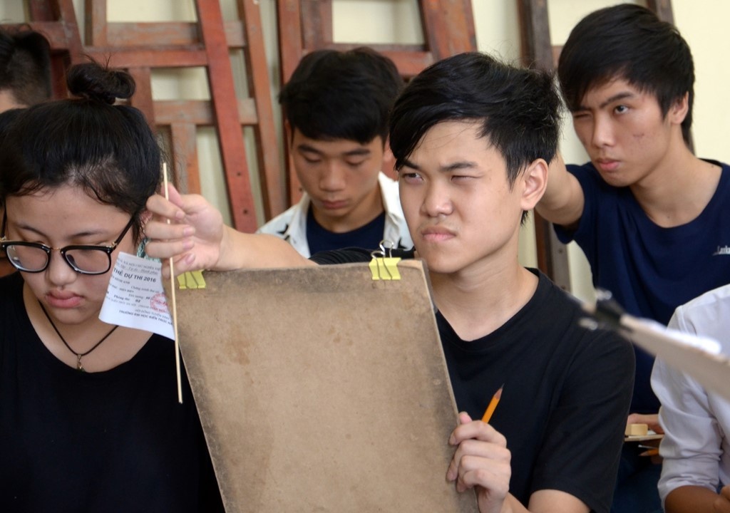 DH Bach khoa DH Quoc gia TP HCM cong bo diem thi nang khieu hinh anh