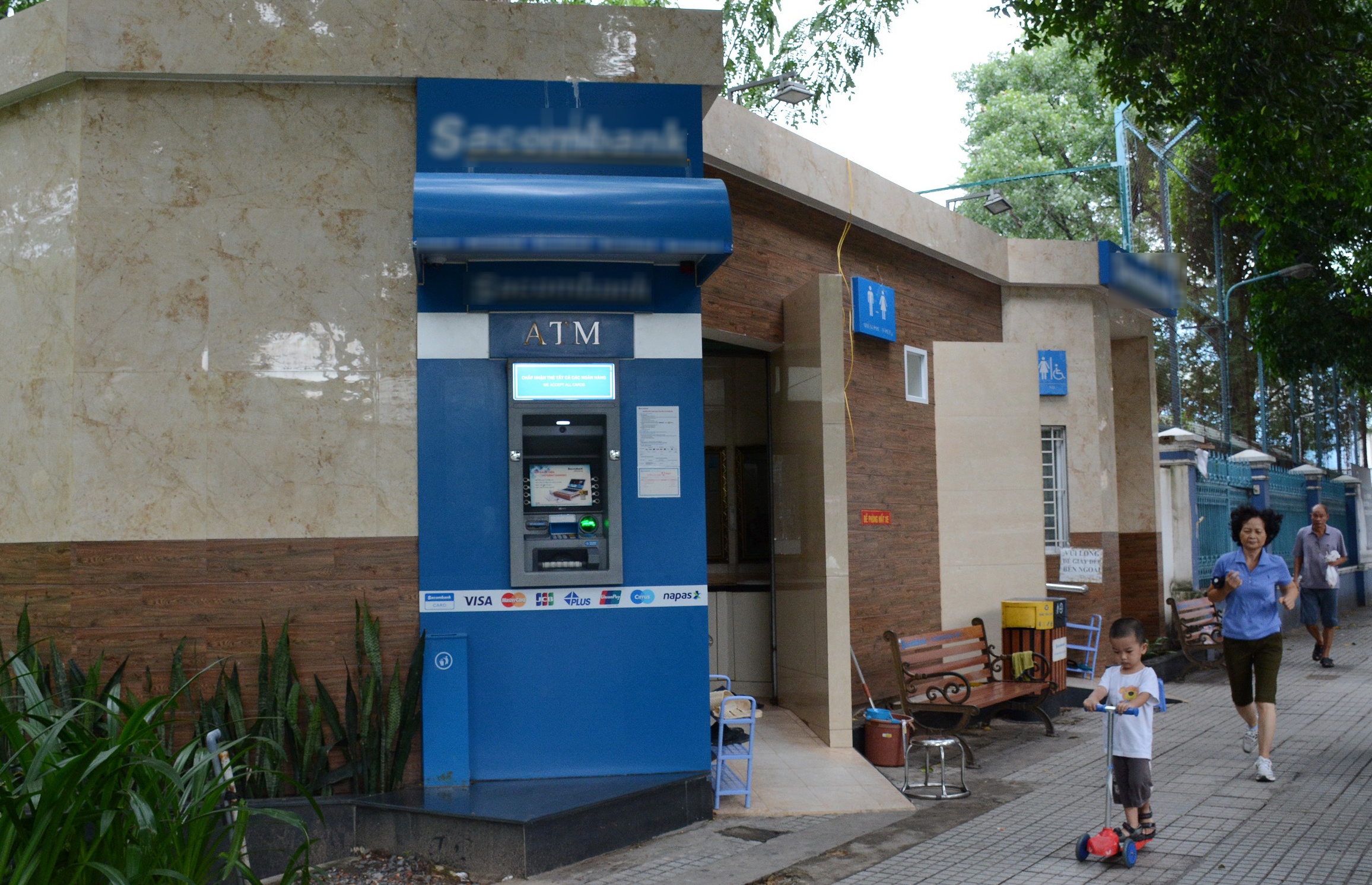 TP HCM xem xét xây nhà vệ sinh ảnh 1 TP HCM xem xet xay nha ve sinh anh 1