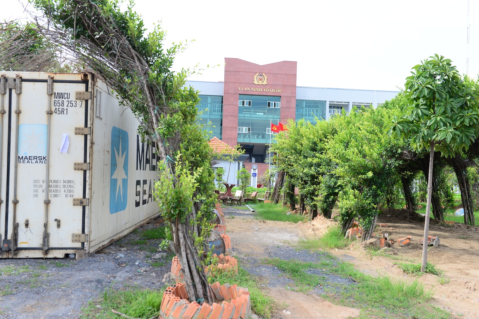 Quan Xin Chao bi cat nuoc dien anh 2