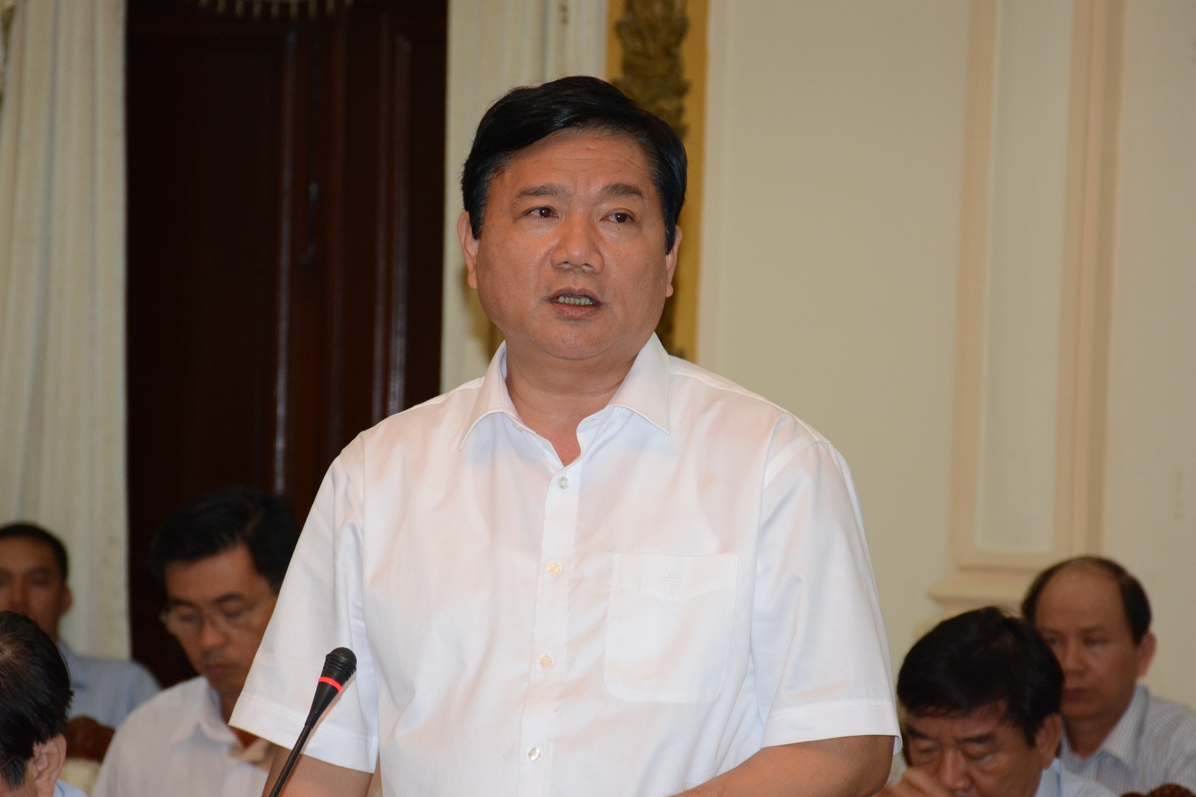 Bi thu Thang: Thu phi tu dong cu up up mo mo hinh anh