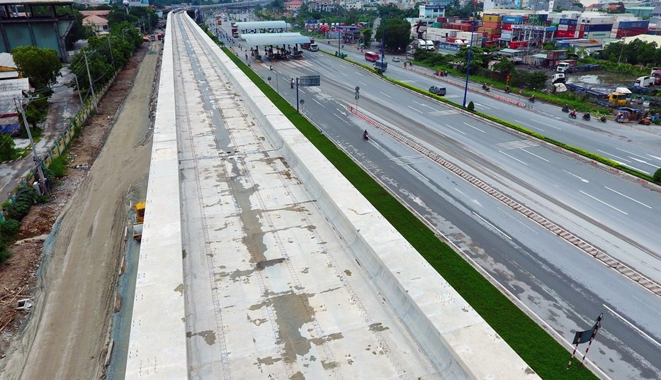 Cuoi 2020, tuyen metro dau tien o TP.HCM hoat dong hinh anh