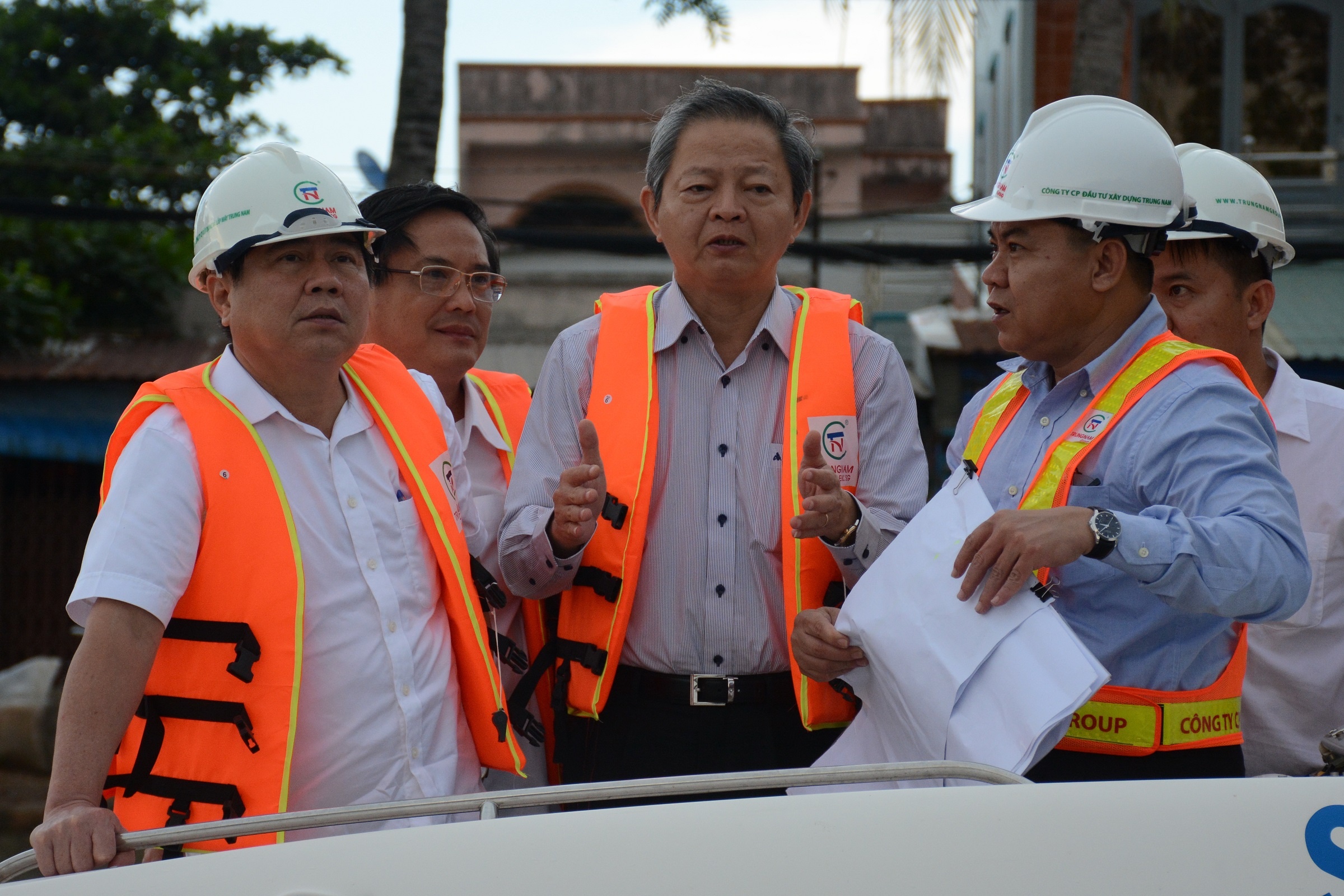 Kiem tra cong trinh ngan trieu chong ngap anh 2