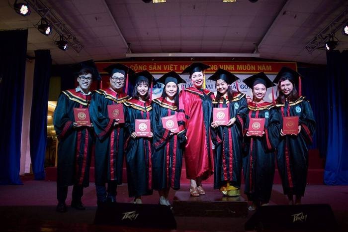ĐH Sài Gòn in bằng lỗi ảnh 1 DH Sai Gon in bang loi anh 1