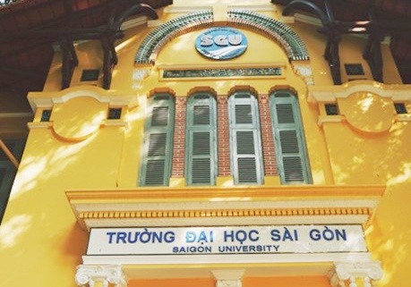 'DH Sai Gon phai cap lai bang nham gioi tinh cho sinh vien' hinh anh