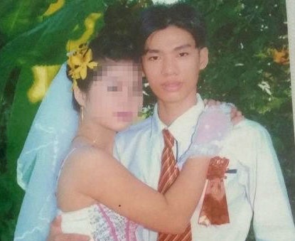 Chong vao tu sau lan cuoi vo tre em hinh anh