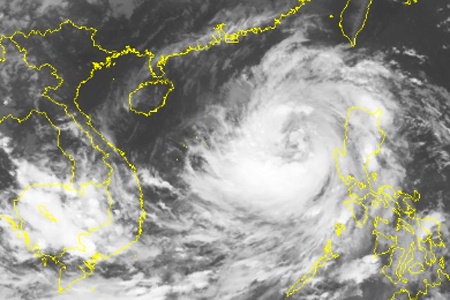 Bao so 7 dien bien phuc tap, trai mua hinh anh