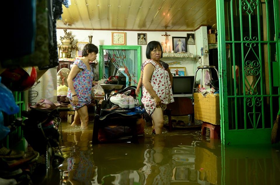 Nuoc tran vao nha dan tai Sai Gon hinh anh