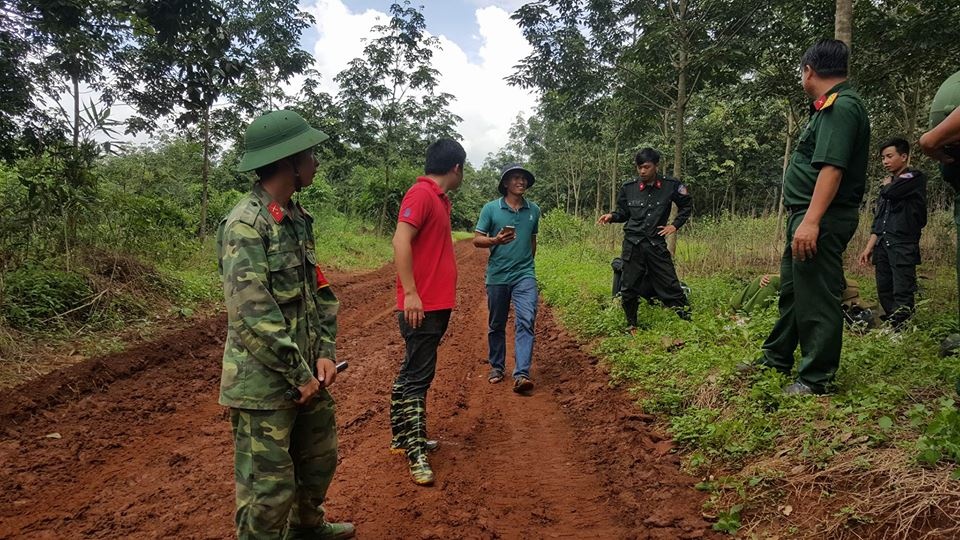 Chum anh hien truong vu ban sung anh 12