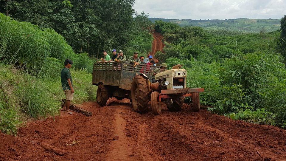 Chum anh hien truong vu ban sung anh 11