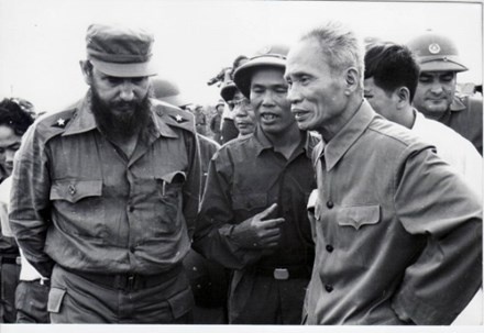 Fidel Castro viet ve chuyen tham lich su toi Viet Nam hinh anh
