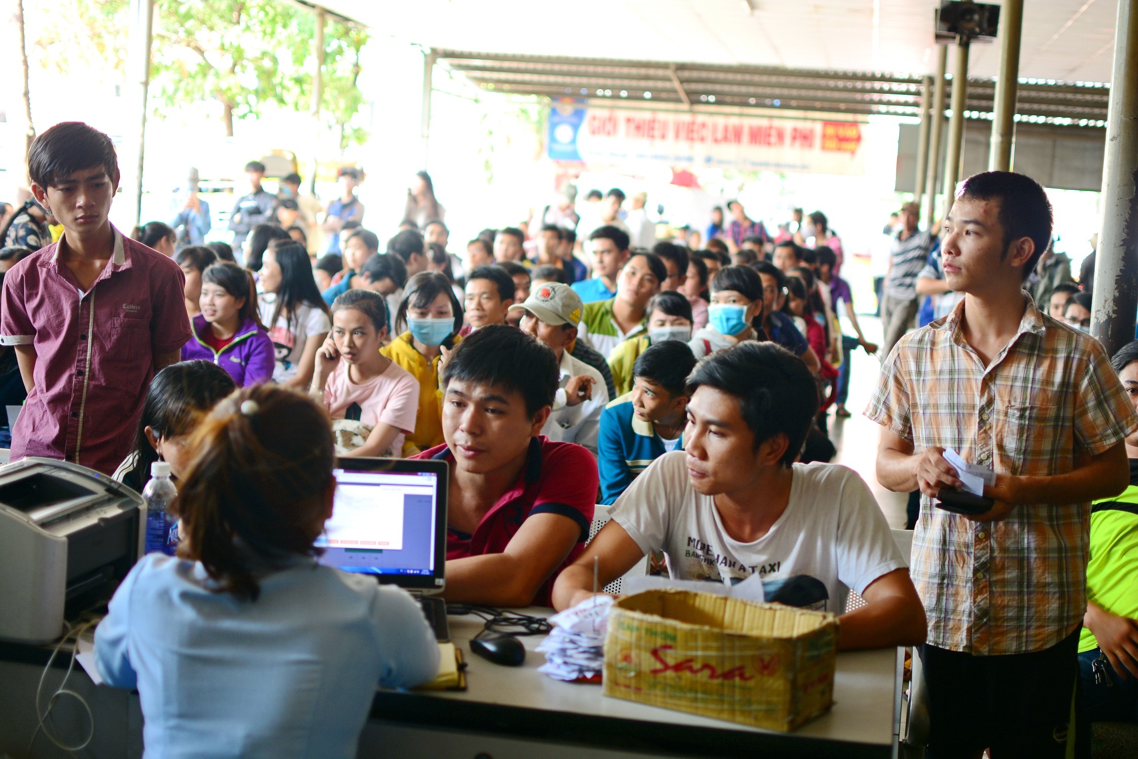 Xe khach chat luong ban ve tet anh 7