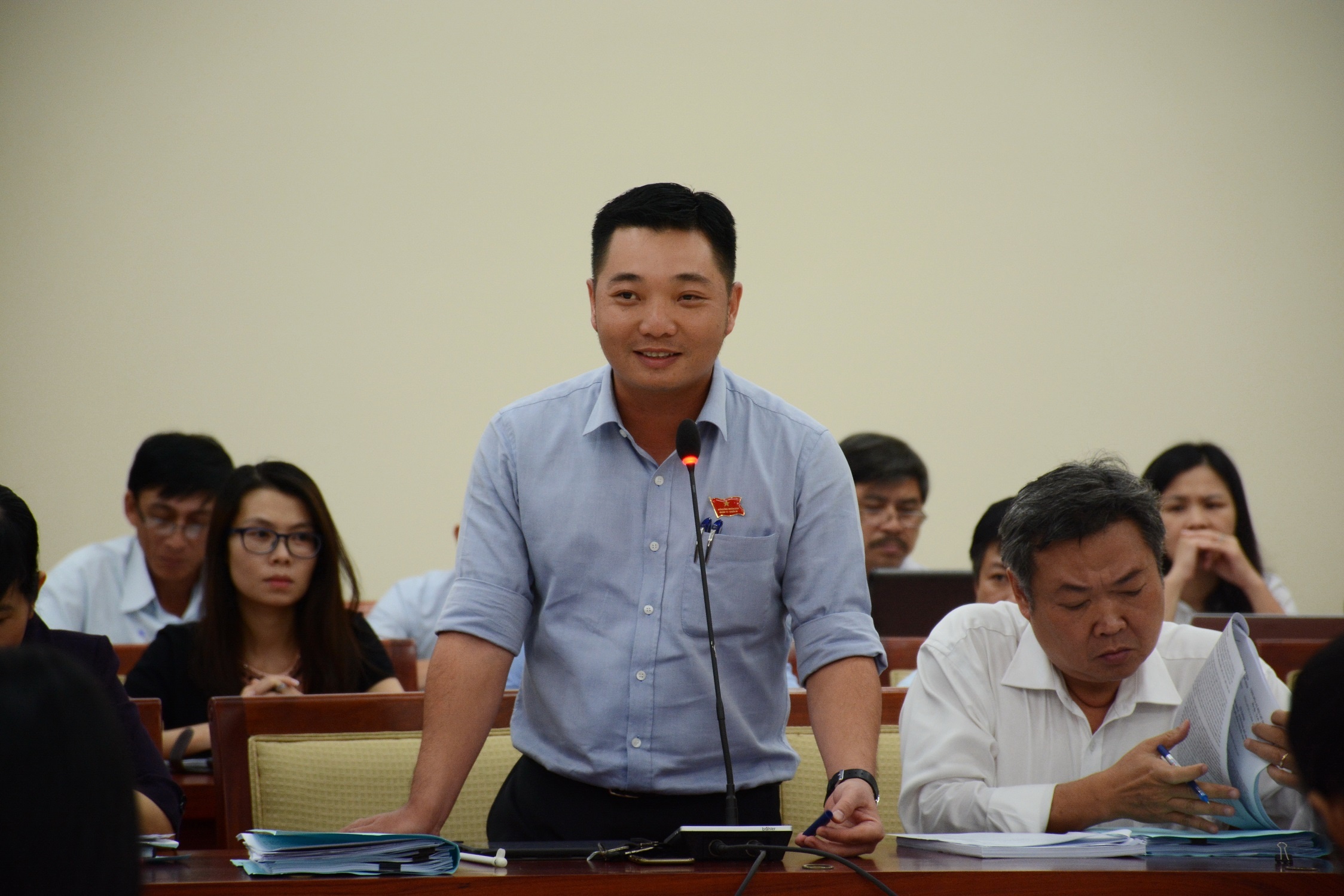 De xuat dau gia bien so xe de tang ngan sach thanh pho hinh anh