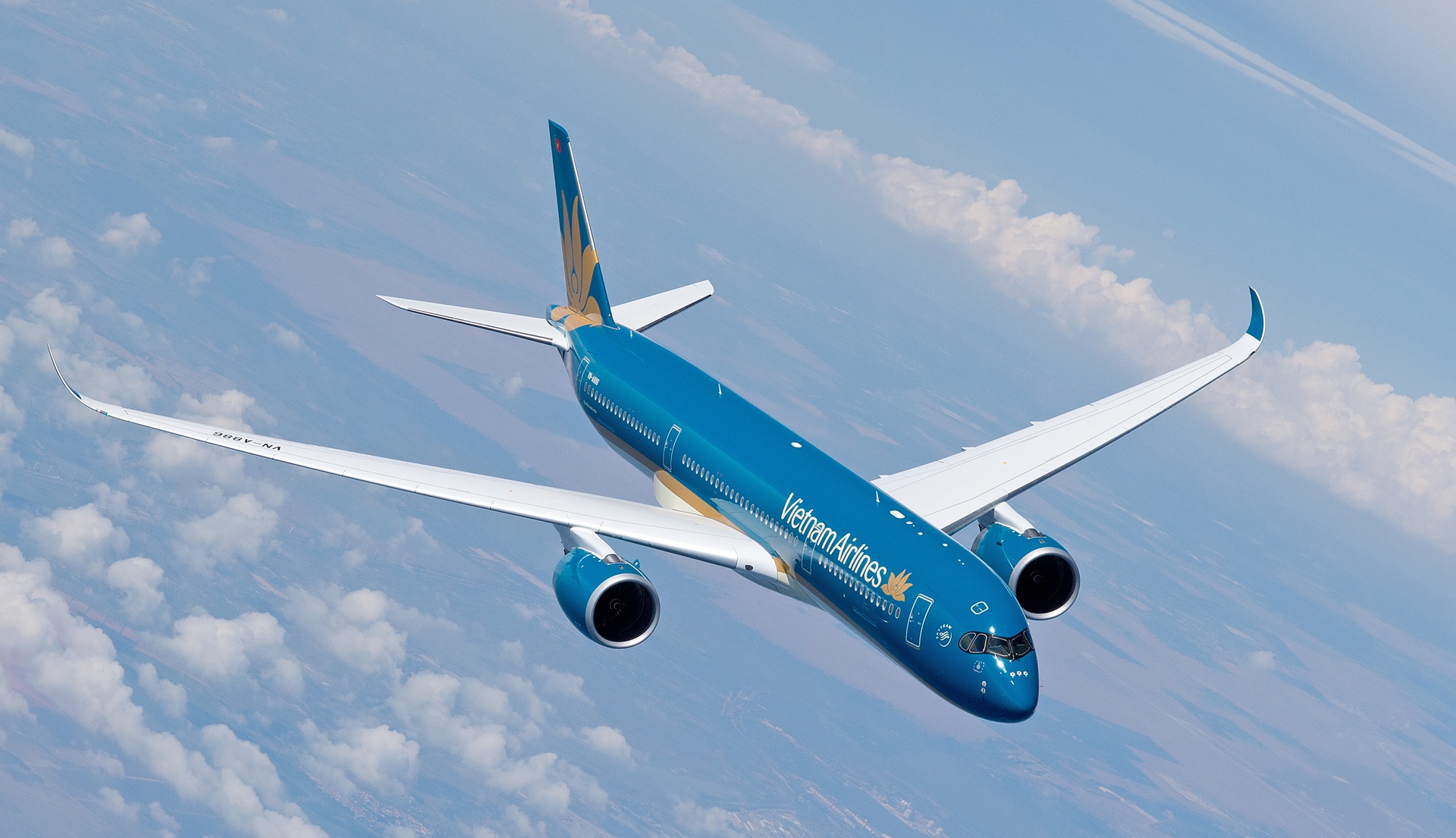 San bay Tan Son Nhat tang hon 1.000 chuyen bay dip Tet hinh anh