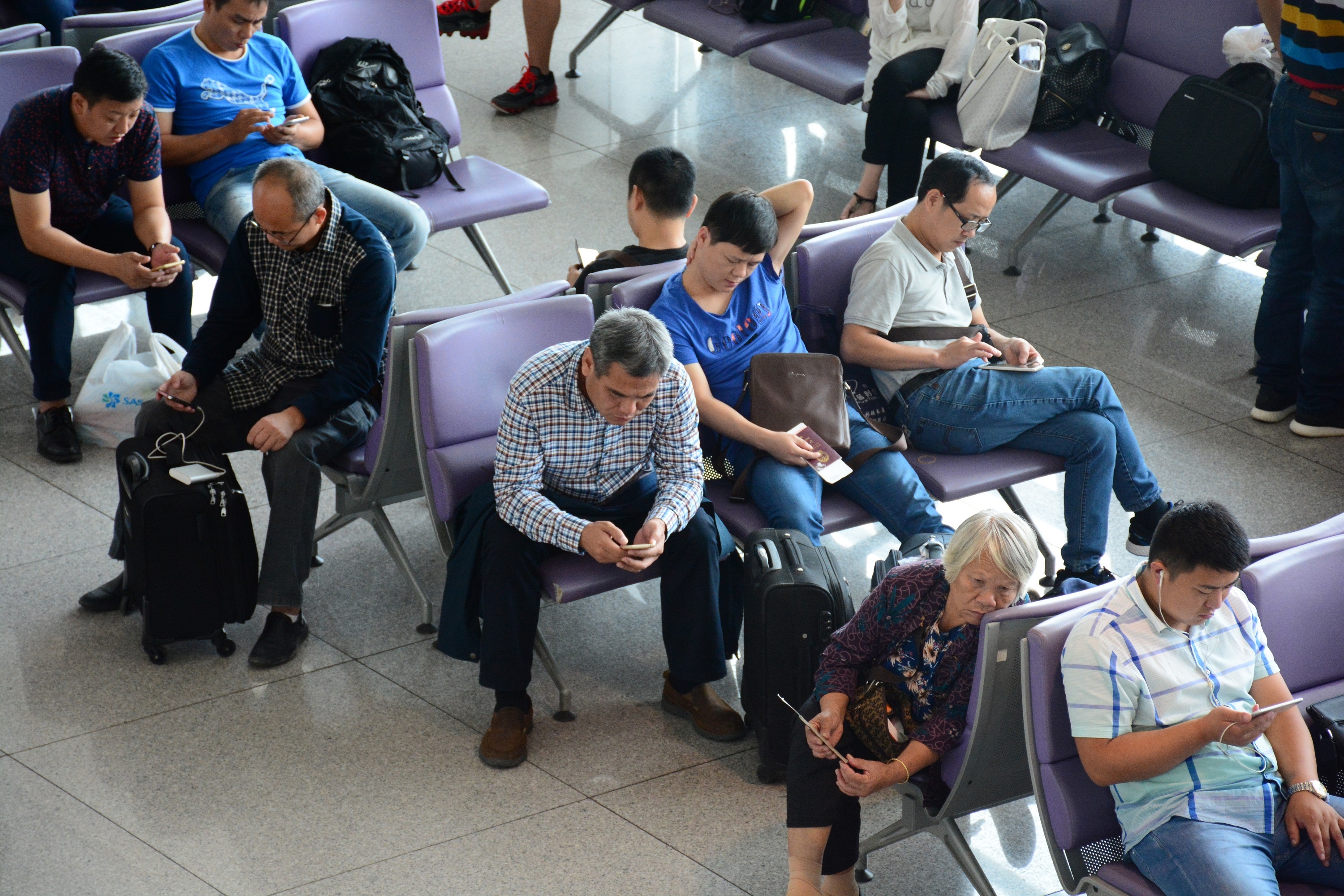 tang hon 1.000 chuyen den Tan Son Nhat anh 2