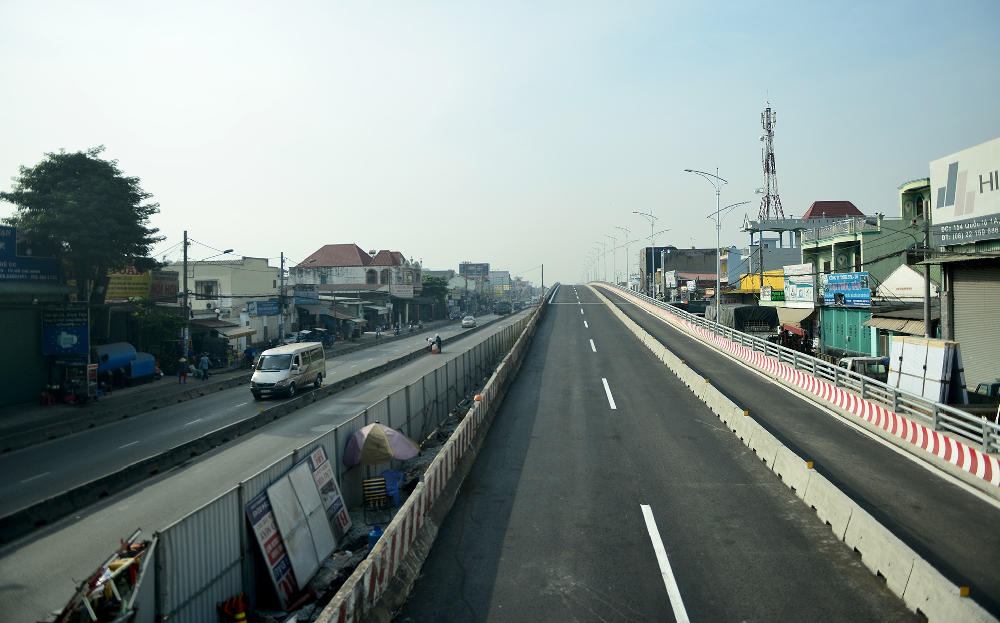 Thong xe nut giao thong Go May anh 2