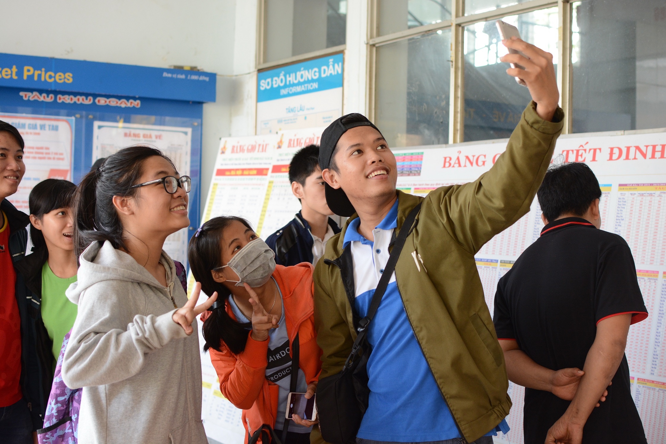 Van con nhieu ve tau ve mien Trung anh 2