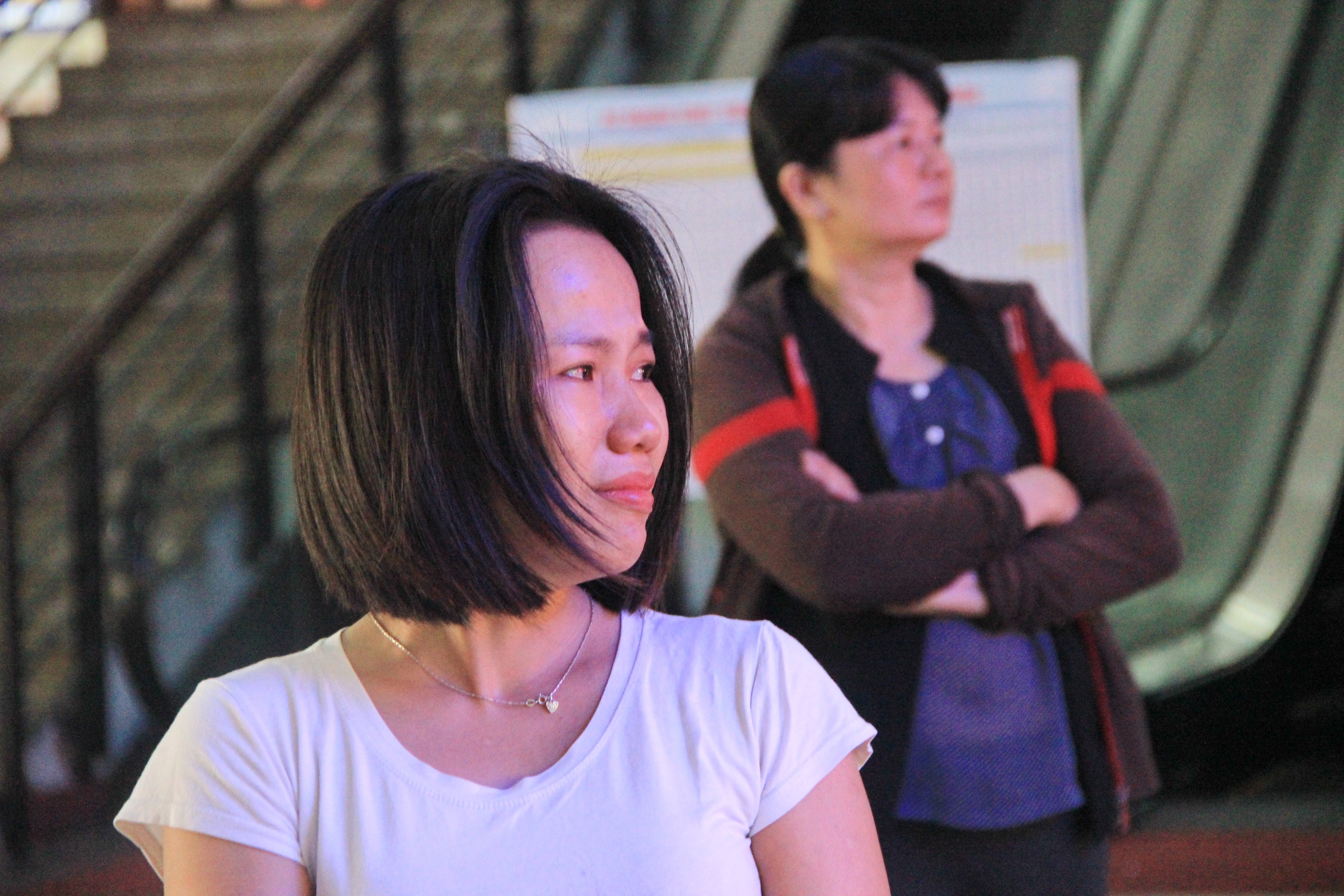 Ket xe, hanh khach khoc nuc no vi tre tau ve que don Tet hinh anh