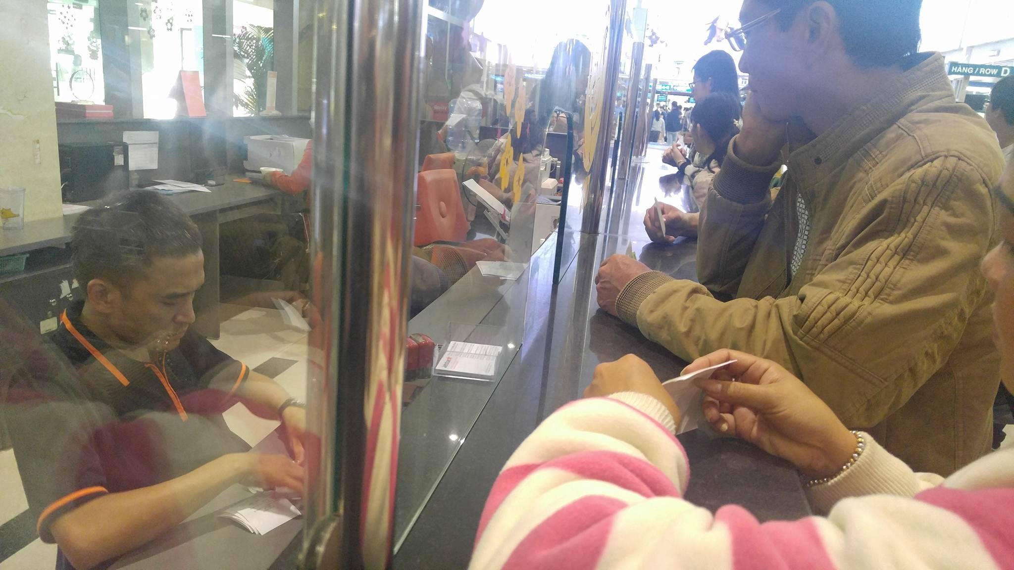 San bay dong duc ngay giap Tet anh 7