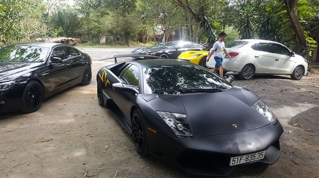 Hinh anh sieu xe Lamborghini truoc luc tong chet nguoi hinh anh