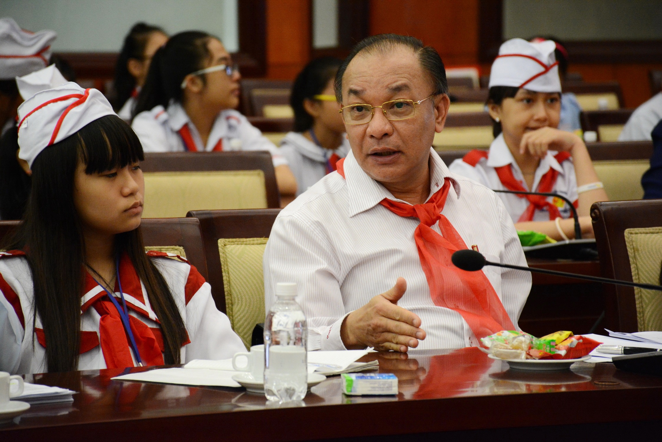 hoc sinh to bi quay roi tinh duc anh 1