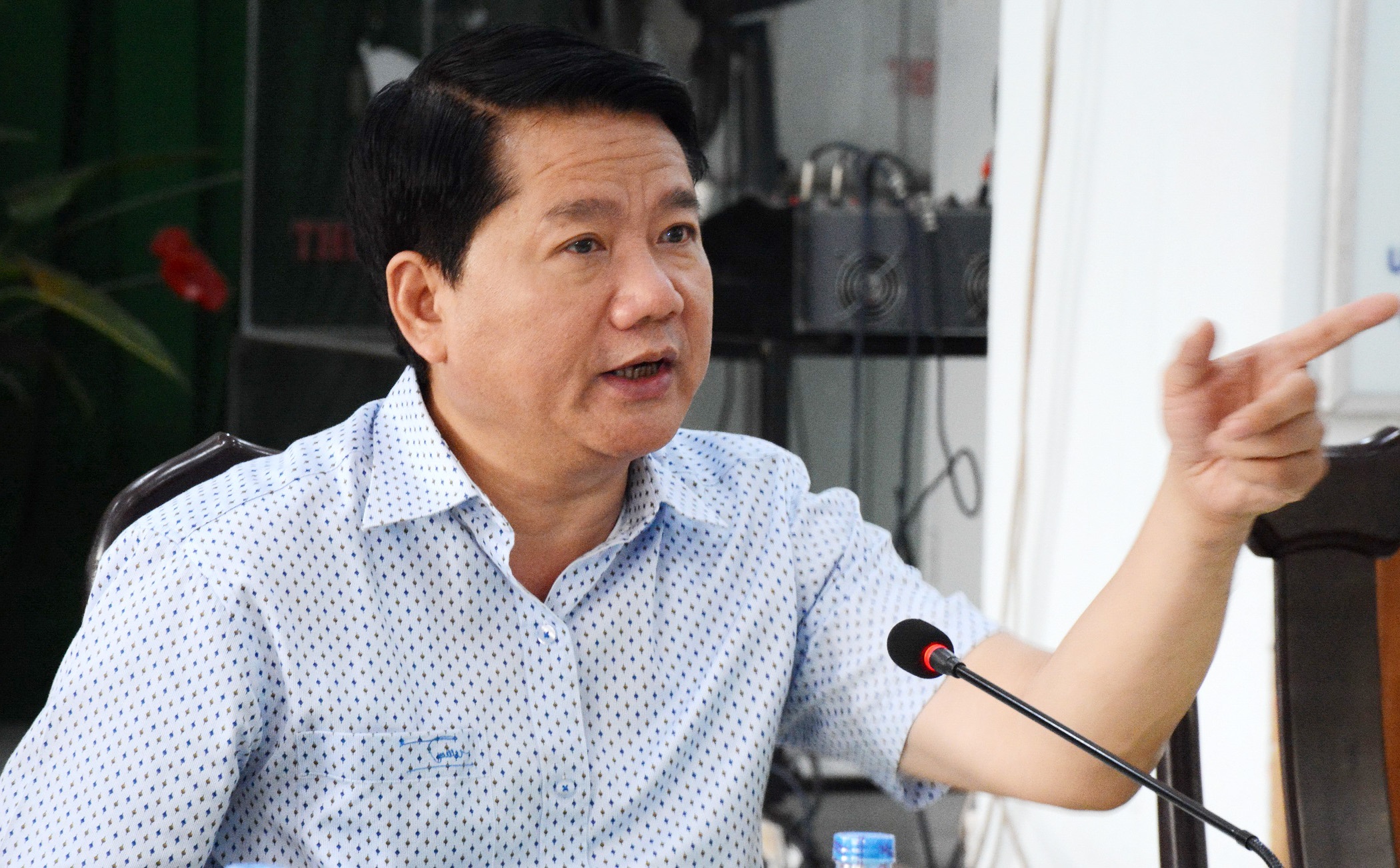 Bi thu Thang: Phai tao dieu kien cho dan, dung cung nhac hinh anh