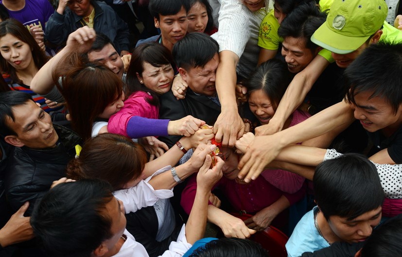 Bo Cong Thuong ky luat giam doc di le chua trong gio lam hinh anh