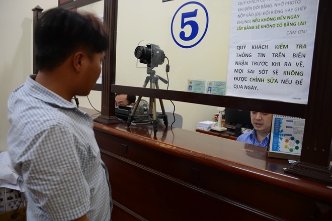 Dich vu hanh chinh cong anh 1