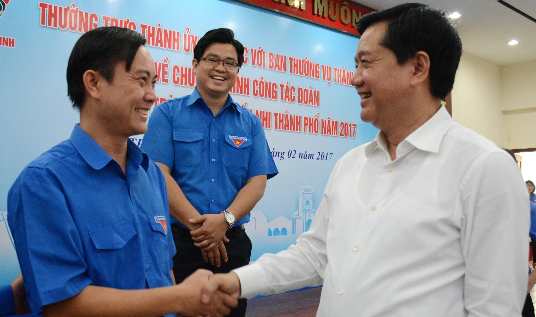 Bi thu Thang: Tap boi ma hoc ly thuyet chay sao duoc? hinh anh