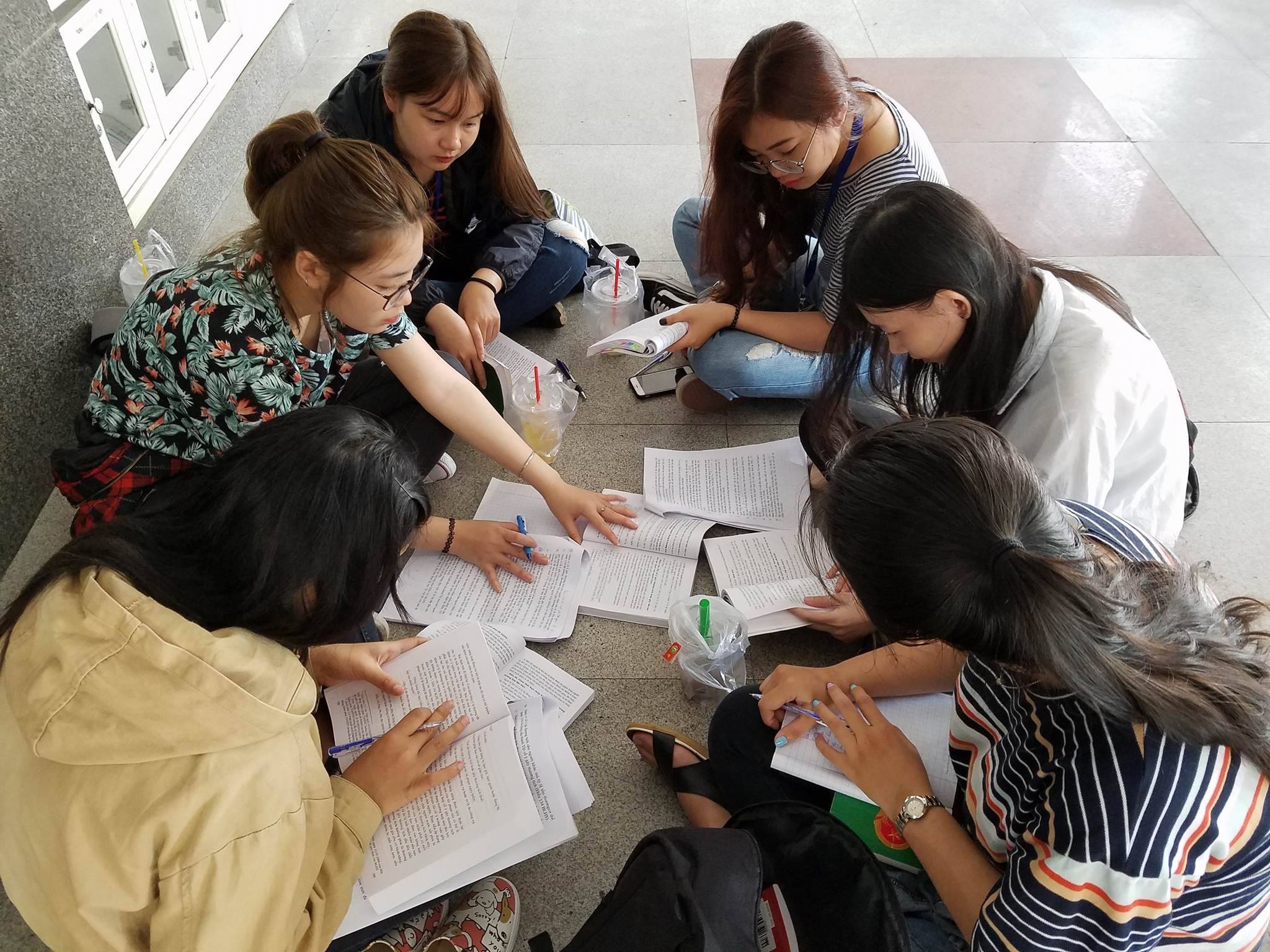 Kỷ luật sinh viên học sách photo ảnh 1 Ky luat sinh vien hoc sach photo anh 1