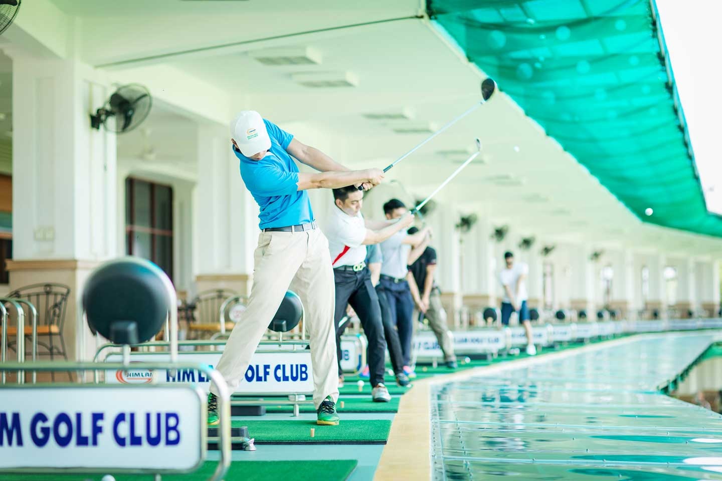 Nghien cuu lay dat san golf de mo rong Tan Son Nhat hinh anh