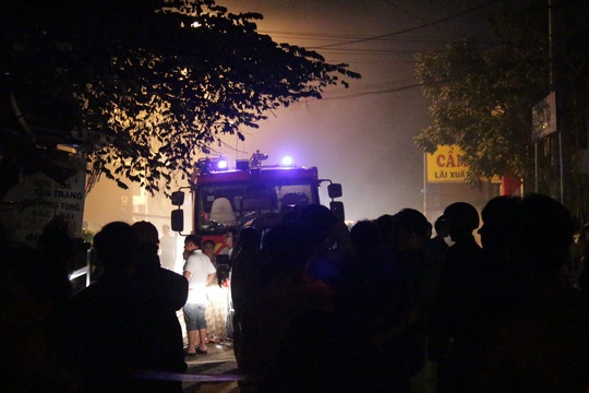 cháy xưởng quận 12 ảnh 2 chay xuong quan 12 anh 2